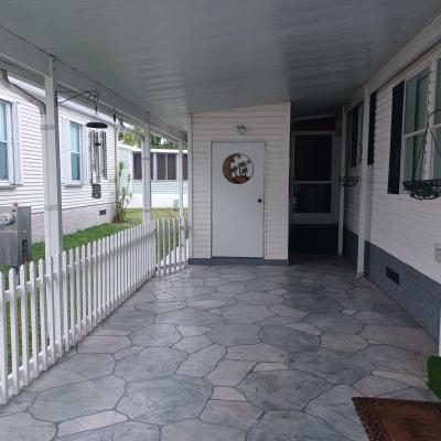 Photo 2 of 12 of home located at 6582 NW 34th Ave Coconut Creek, FL 33073