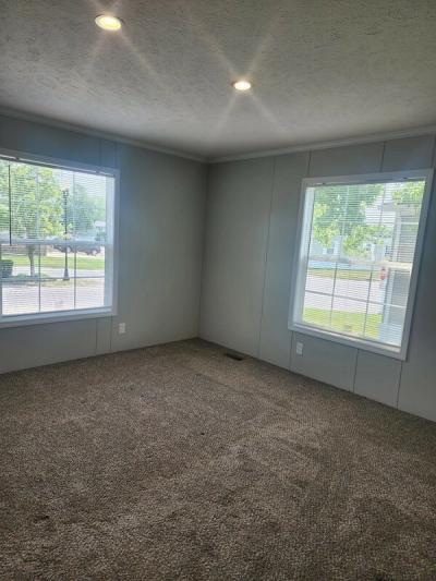 Photo 2 of 3 of home located at 1276 Briarwood Monroe, MI 48161