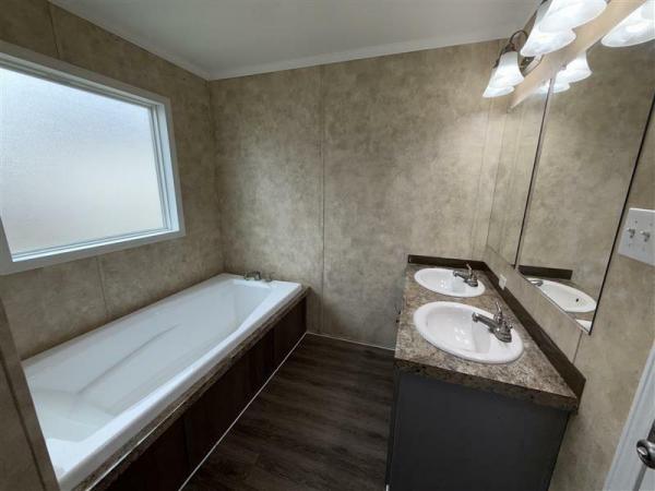 2017 Champion Dutch Diamond II Mobile Home