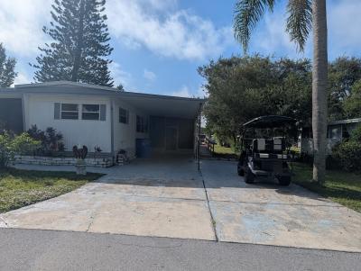 Photo 3 of 9 of home located at 74 Lone Pine Avenue Dunedin, FL 34698