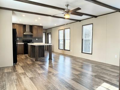 Photo 3 of 23 of home located at 117 Betty #Be117 Conroe, TX 77301