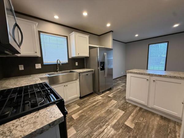 2019 Champion Mobile Home