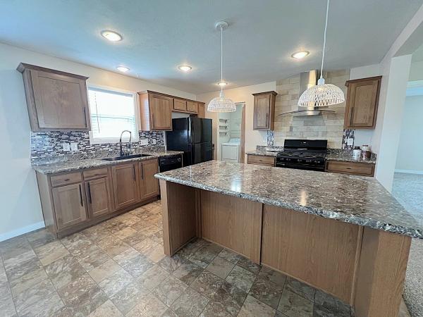 Photo 1 of 2 of home located at 5232 Sheffield Drive Lot 214 Holly, MI 48442