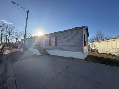 Mobile Home at 200 Paradise Acres Rd, #89 Carterville, IL 62918