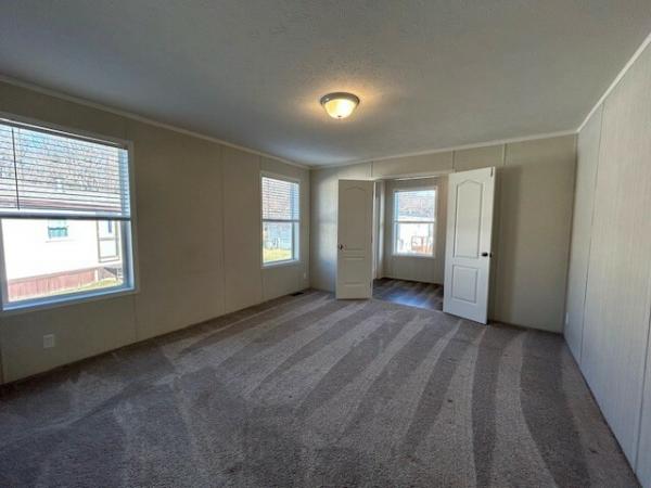 2022 CMH American Made 5628-550  Home