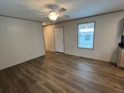 Photo 4 of 13 of home located at 1267 Avenue A #5 Springfield, MI 49037