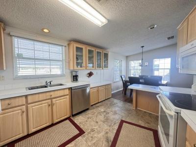 Photo 5 of 13 of home located at 824 SE Governors Ave Crystal River, FL 34429