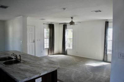 Photo 5 of 16 of home located at 245 58th St. E Palmetto, FL 34221