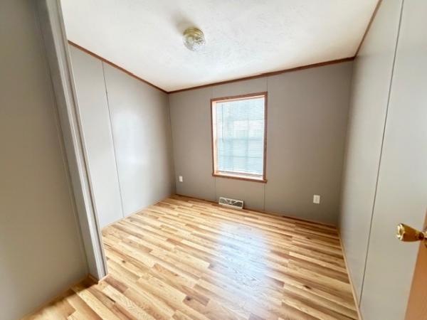 2002 Castle Mobile Home