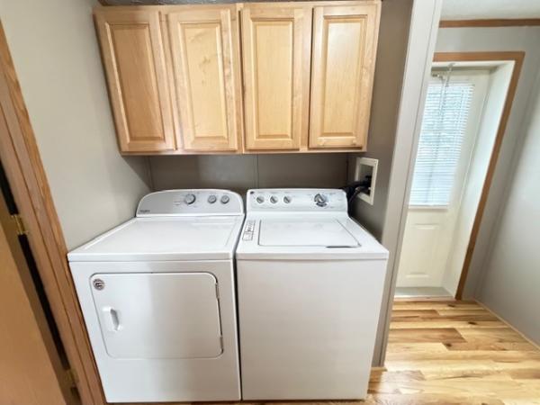 2002 Castle Mobile Home