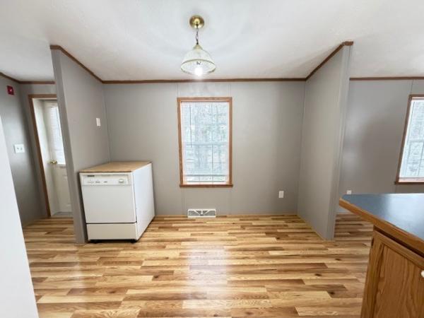 2002 Castle Mobile Home