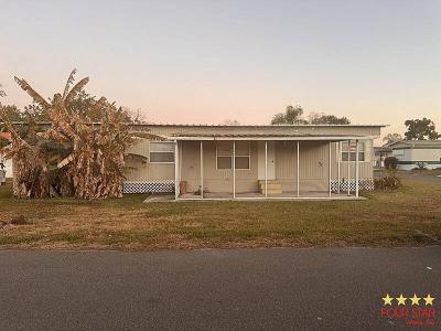 Mobile Home at 199 Lakeside Garden Cir Lake Wales, FL 33859