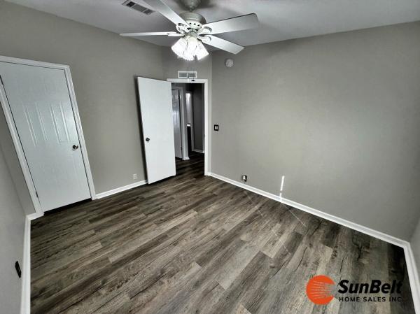 2003 HMMT Mobile Home