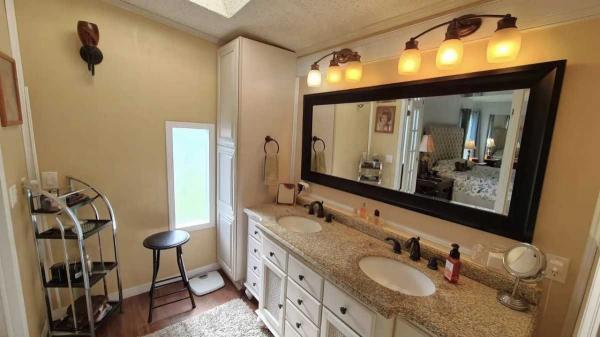 1998 Palm Harbor Homes Mobile Home