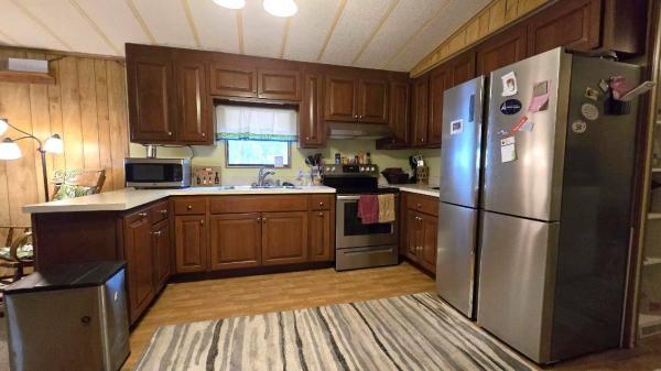 1985 Manufactured Home
