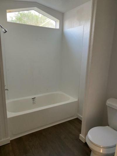 Photo 4 of 8 of home located at 7842 Honey Locust Ln Pearland, TX 77584