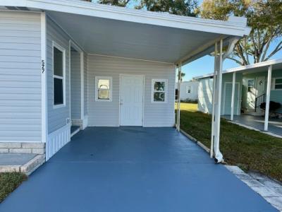Photo 5 of 28 of home located at 1071 Donegan Rd Lot 527 Largo, FL 33771