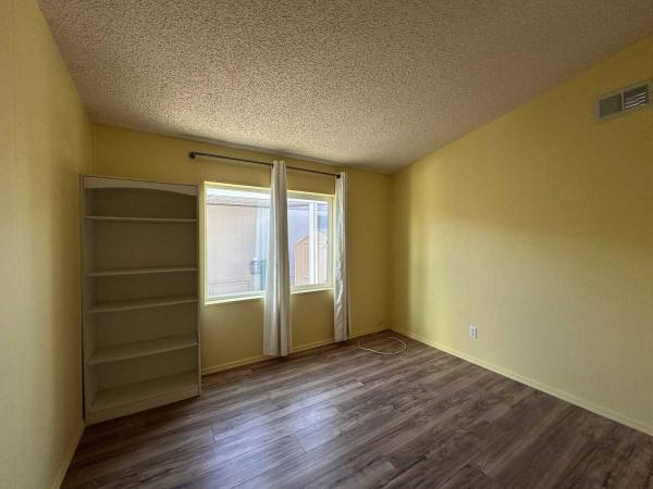 1993 Fleetwood Manufactured Home