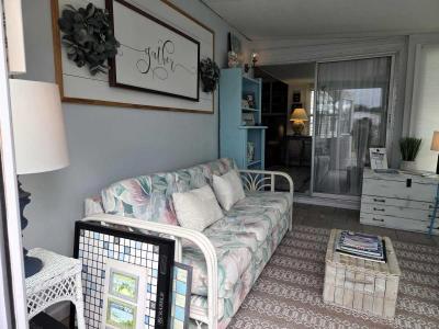 Photo 4 of 7 of home located at 3409 Spanish Oak Terrace Sarasota, FL 34237