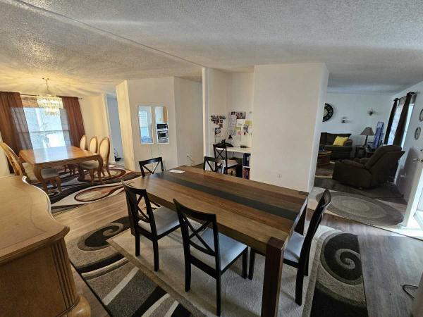 1994 Palm Harbor Manufactured Home