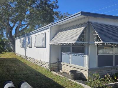 Photo 5 of 37 of home located at 9925 Ulmerton Rd., #512 Largo, FL 33771