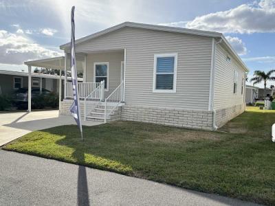 Photo 2 of 12 of home located at 33 Belle Tower Ave Lake Placid, FL 33852