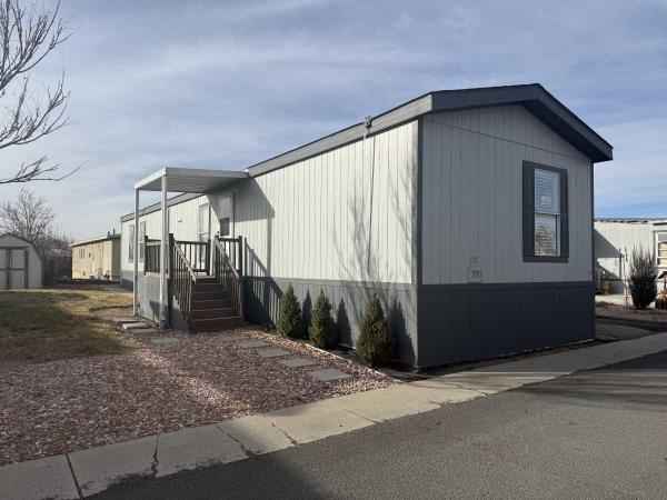 Photo 1 of 2 of home located at 1983 Pagosa St. #215 Aurora, CO 80011