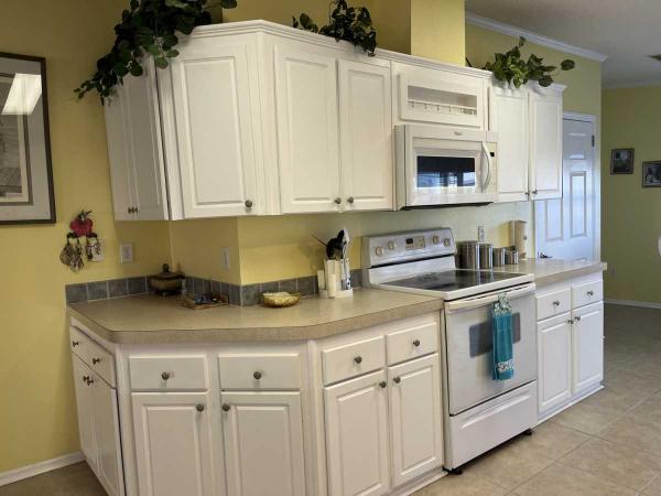 2005 Fleetwood Lifestages Manufactured Home