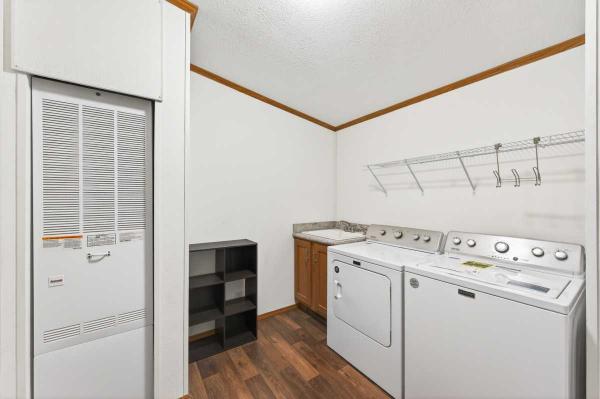 2018 Schulz Riverview Mobile Home