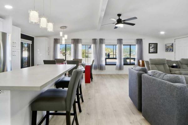 1991 Schult Manufactured Home