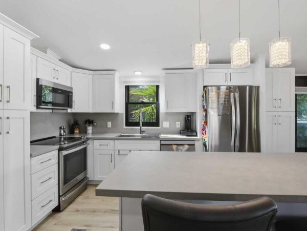 1991 Schult Manufactured Home