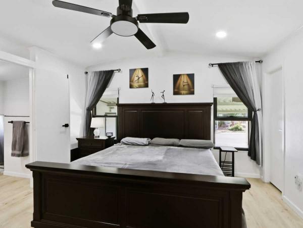 1991 Schult Manufactured Home