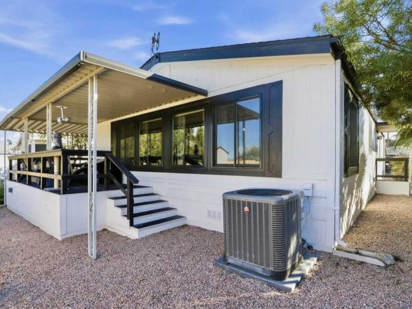 1991 Schult Manufactured Home