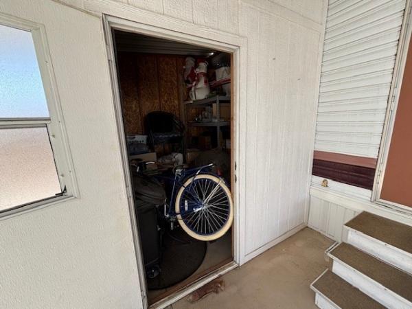 1994 Fleetwood Manufactured Home