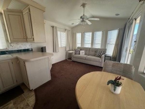 2000 Fleetwood Manufactured Home