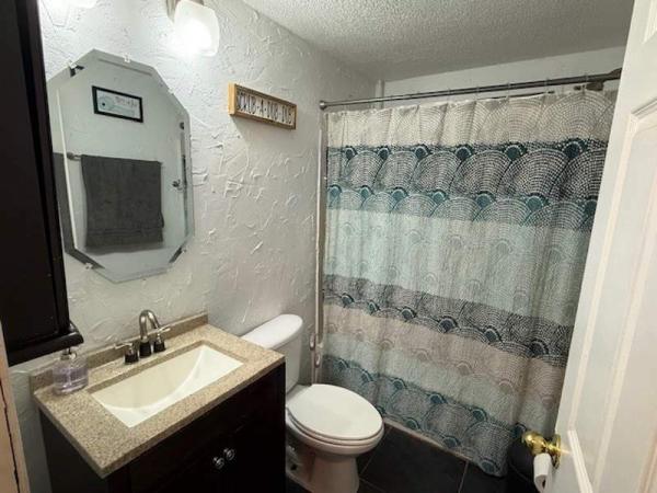 1988 Goldenwest Mobile Homes Manufactured Home