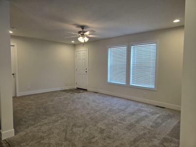 Photo 5 of 16 of home located at 150 S Staebler Rd Lot 869 Ann Arbor, MI 48103