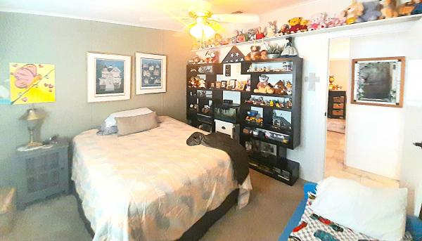 1999 Palm Harbor unknown Mobile Home