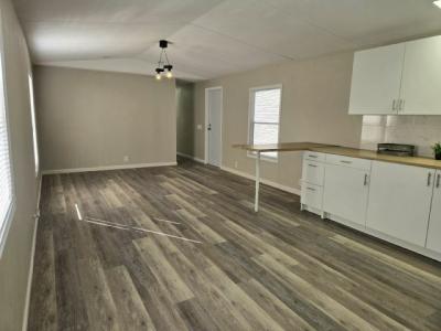 Photo 3 of 11 of home located at 1123 Walt Williams Road, #189 Lakeland, FL 33809