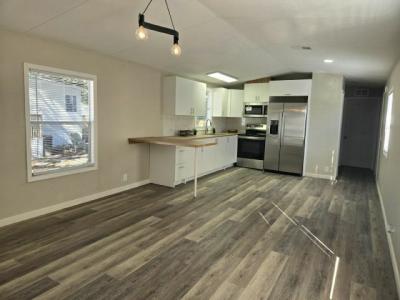 Photo 4 of 11 of home located at 1123 Walt Williams Road, #189 Lakeland, FL 33809