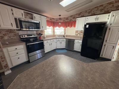 Photo 4 of 12 of home located at 142 Winterdale Dr. N Lake Alfred, FL 33850