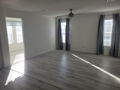 Photo 5 of 25 of home located at 3901 Bahia Vista St. #519 Sarasota, FL 34232