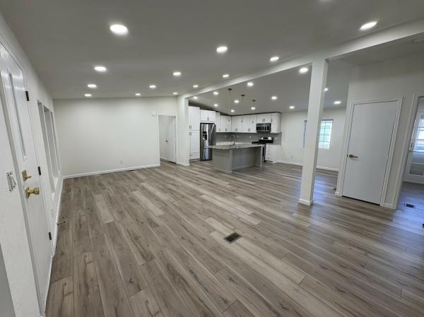 1993 Clayton Clayton Mobile Home