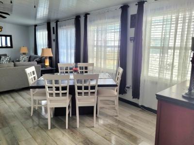 Photo 5 of 20 of home located at 5843 Naples Dr Zephyrhills, FL 33540