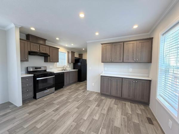 Photo 1 of 2 of home located at 1228 NW Lakeview Avenue Lot La1228 Kansas City, MO 64118