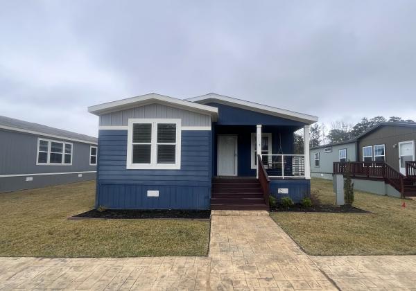 2022 Champion IN2860S Mobile Home