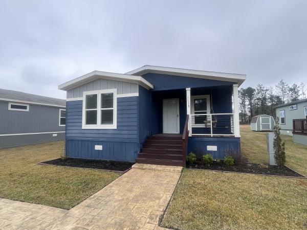 2022 Champion IN2860S Mobile Home