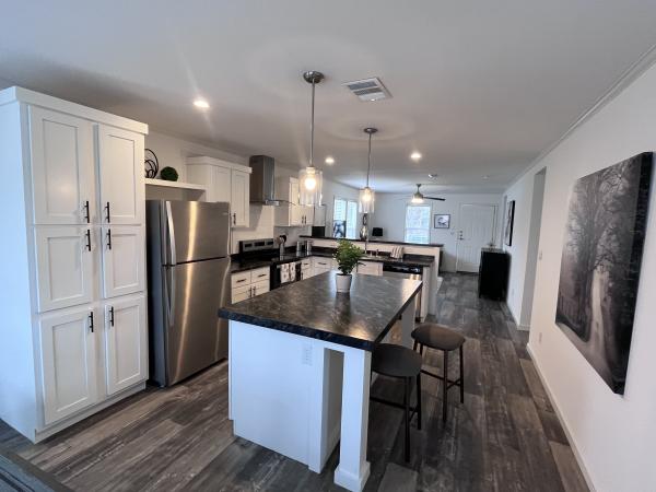 2022 Champion IN2860S Mobile Home