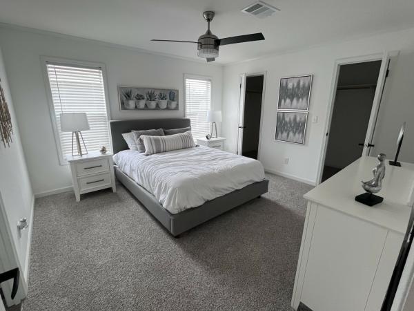 2022 Champion IN2860S Mobile Home