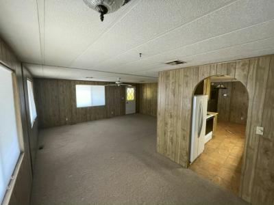 Photo 3 of 20 of home located at 2401 W Southern Ave Lot 161 Tempe, AZ 85282